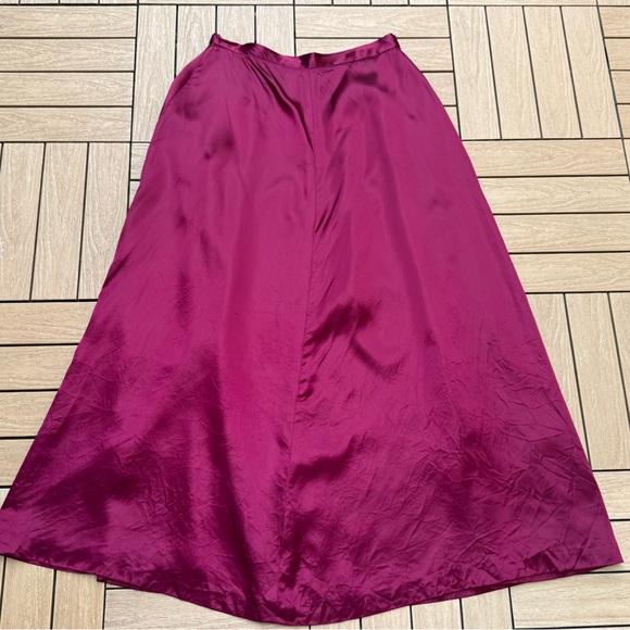Vintage burgundy maxi satin circle skirt - Picture 8 of 11